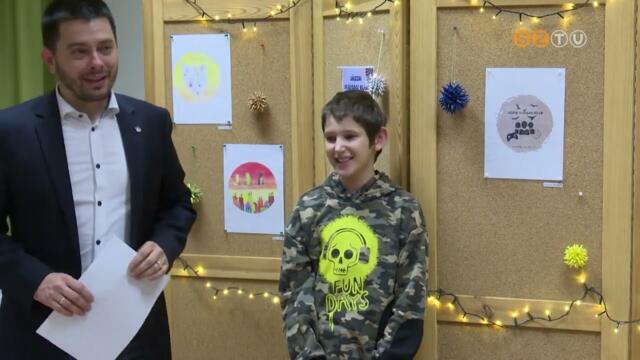 November kzepe ta vrja a fiatalokat a Jszai Ifjsgi Klub a volt Gyermekek Hza pletben