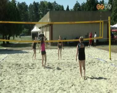 Elrajtolt a strandr�plabda bajnoks�g