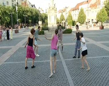 T�ncosok� volt a t�r