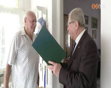 Kilencvenedik születésnapján köszöntötték Németh Attila Tibort Kilencvenedik születésnapján köszöntötték Németh Attila Tibort