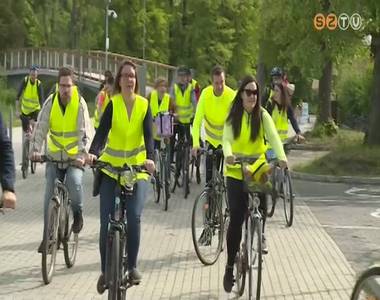 Ker�kp�roz�ssal �s fa�ltet�ssel csatlakoztak a Madarak �s f�k napj�hoz a v�ros nagyv�llalatai