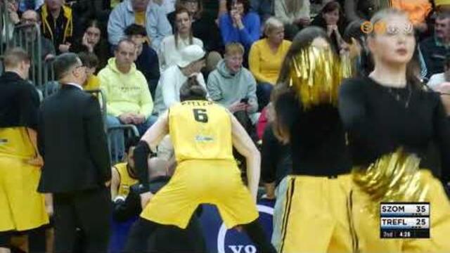 Megkoronázta az elmúlt hetekben nyújtott teljesítményét szerda este a Falco kosárlabda együttese Megkoronázta az elmúlt hetekben nyújtott teljesítményét szerda este a Falco kosárlabda együttese