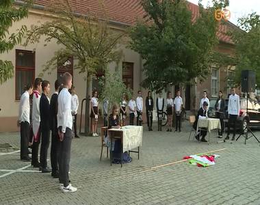 Okt�ber 6-i megeml�kez�sek