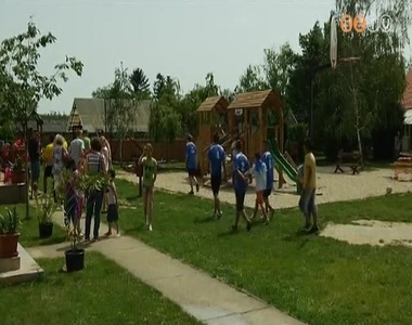 Mintegy 90 gyereket mozgatott meg a VIII. Ernuszt Labdarúgó Kupa Mintegy 90 gyereket mozgatott meg a VIII. Ernuszt Labdarúgó Kupa