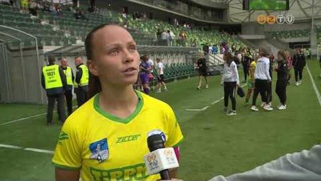 Hazai krnyezetben folytatta szereplst az lvonalbeli ni labdarg bajnoksgban a Viktria FC