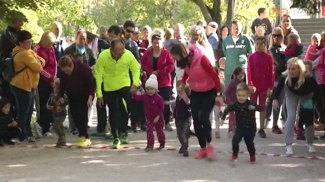 Micimackó Futás az elfogadás jegyében Micimackó Futás az elfogadás jegyében
