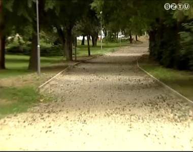 Szeptemberre elk�sz�l az �t