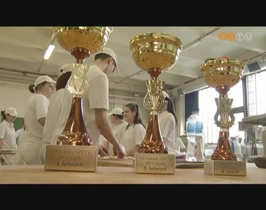 Szombathelyi diákok lettek az év kiváló pék-cukrászai a Szakma Kiváló Tanulója Országos Versenyen Szombathelyi diákok lettek az év kiváló pék-cukrászai a Szakma Kiváló Tanulója Országos Versenyen