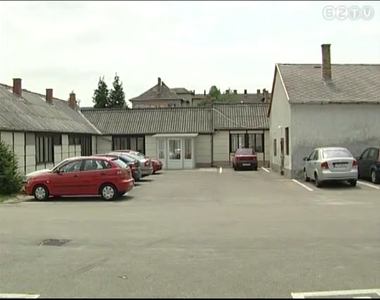 Ingyen parkol� a vas�t�llom�s mellett