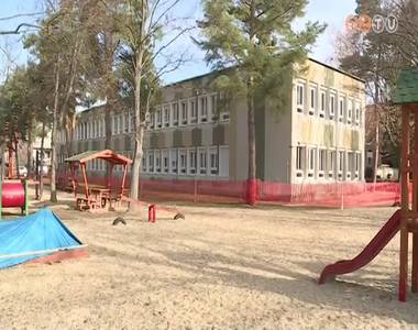 Megkezd�d�tt a De�k Ferenc utcai Sziv�rv�ny �voda k�ls� fel�j�t�sa