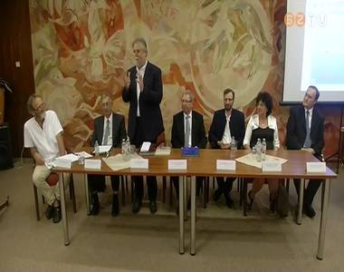 K�nyv a Gothard Obszervat�riumr�l