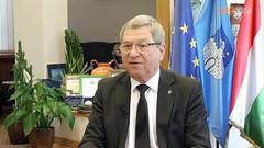 Péntektől-Péntekig - 2016. május 13. Péntektől-Péntekig - 2016. május 13.