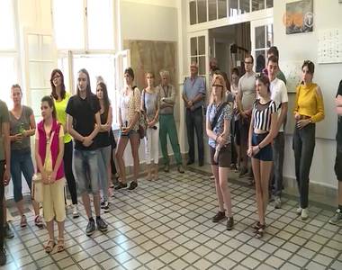 Angyalok r�sze c�mmel ny�lt ki�ll�t�s a Savaria Egyetemi K�zpont Z�r� Gal�ri�j�ban