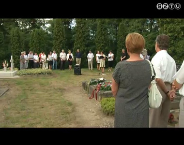 Ambr�zy Ter�zre eml�keztek cs�t�rt�k�n este Tanakajdon