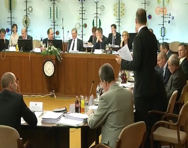 Az �prilisi k�zgy�l�s t�rt�n�sei