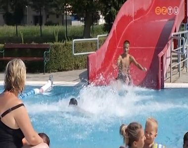 V�get �rt a strandszezon