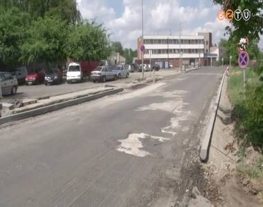 Megkezd�d�tt a V�pi �t fel�j�t�sa