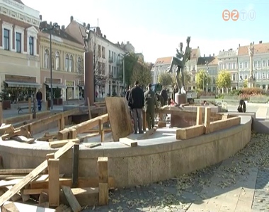 T�lies�tik a v�ros sz�k�k�tjait