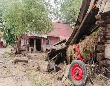 Seg�ts�g az �z�nv�z s�jtotta cs�kszentm�rtoniaknak