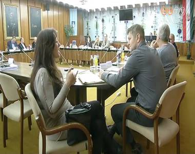 Oktat�si �s szoci�lis bizotts�gi �l�s