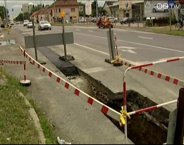 Folytat�dnak a munk�latok a Zanati �ton