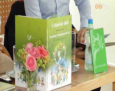 Versesk�tet �s mesek�nyv bemutat�ja a k�nyvt�rban