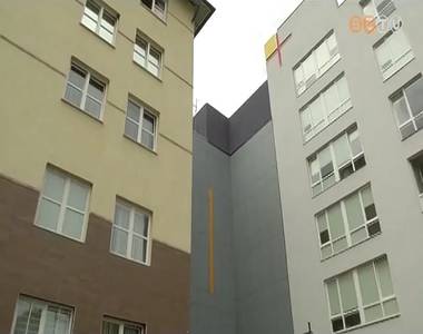 Ism�t haszn�lhat� a vezet�kes melegv�z a k�rh�z �j belgy�gy�szati t�mbj�ben