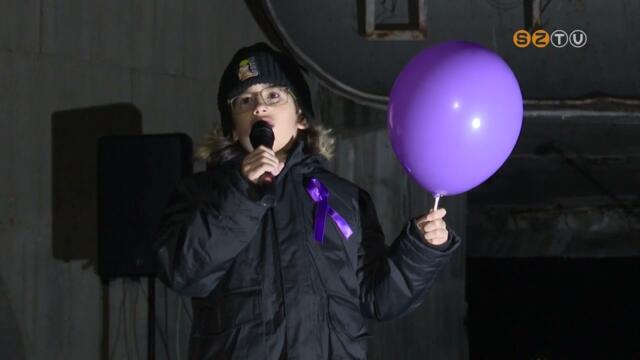 A koraszlttek vilgnapja alkalmbl lilba ltztt az Emlkm