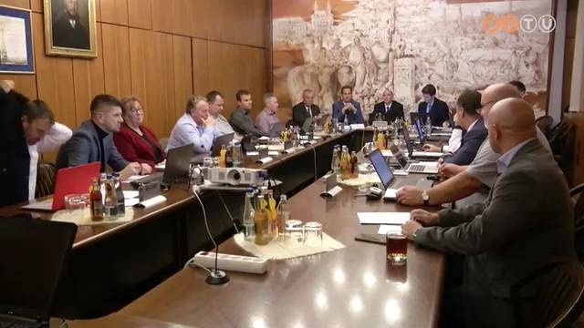 Sajtótájékoztatón ismertették a bűnmegelőzési bizottság javaslatait Sajtótájékoztatón ismertették a bűnmegelőzési bizottság javaslatait