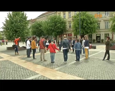 A gyermekb�ntalmaz�sra h�vt�k fel a figyelmet a F� t�ren