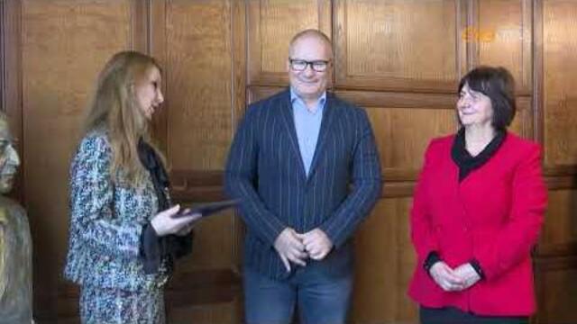 Befejeződhet a Markusovszky-kórház Csecsemő- és Gyermekgyógyászati Osztályának teljes klimatizációja Befejeződhet a Markusovszky-kórház Csecsemő- és Gyermekgyógyászati Osztályának teljes klimatizációja