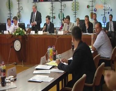 A májusi közgyűlés elé A májusi közgyűlés elé