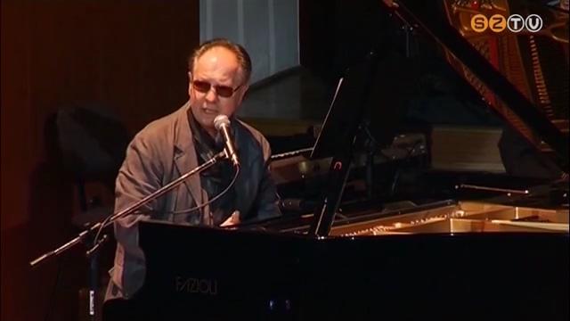 Elhunyt Balázs Fecó énekes-zenész Elhunyt Balázs Fecó énekes-zenész