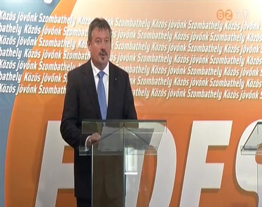 A föld, az akác és a pálinkafőzés védelmében A föld, az akác és a pálinkafőzés védelmében