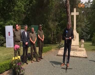 �vadnyit�s a Jeli Arbor�tumban