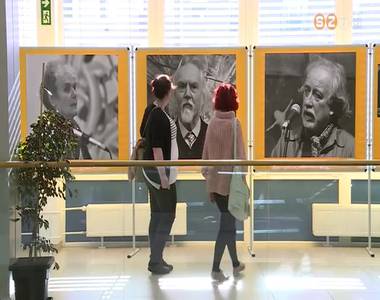 Garas K�lm�n fot�ki�ll�t�sa