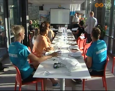 KERT: A Közép-Kelet-Európai Rekreációs Társaság Szombathelyi Kreatív Csoportja KERT: A Közép-Kelet-Európai Rekreációs Társaság Szombathelyi Kreatív Csoportja