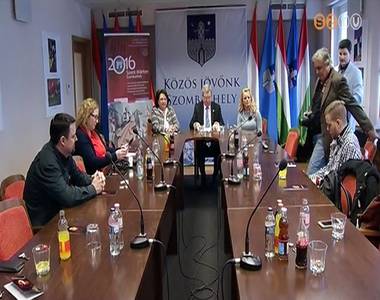 Sajt�t�j�koztat�n ismertett�k a Szent M�rton-Eml�k�v z�r�programjait