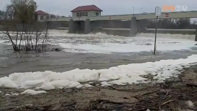 A Rába több pontján is habzást figyeltek meg vasárnap A Rába több pontján is habzást figyeltek meg vasárnap
