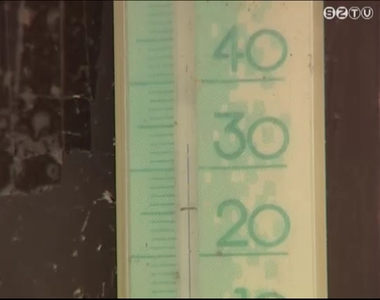 A k�nikula j�t tett a strandok forgalm�nak