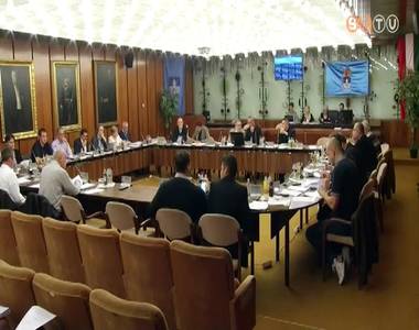 Bizotts�gi �l�sek