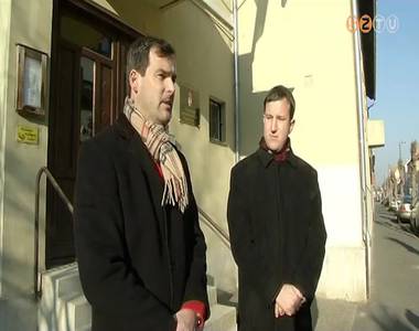 Jobbik: A f�ld az�, aki leny�lja