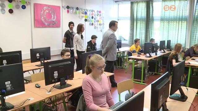 Számítástechnikai verseny általános iskolásoknak Számítástechnikai verseny általános iskolásoknak