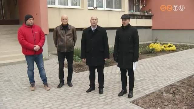 Járdafelújítás a Joskar-Olán Járdafelújítás a Joskar-Olán