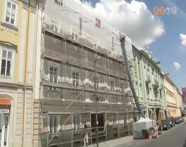 Felújítják a szombathelyi főplébánia tetőszerkezetét Felújítják a szombathelyi főplébánia tetőszerkezetét