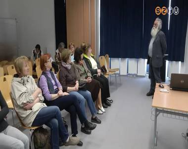 Folytat�dott a Vil�gj�r�k c�m� el�ad�s-sorozat a Sporth�zban