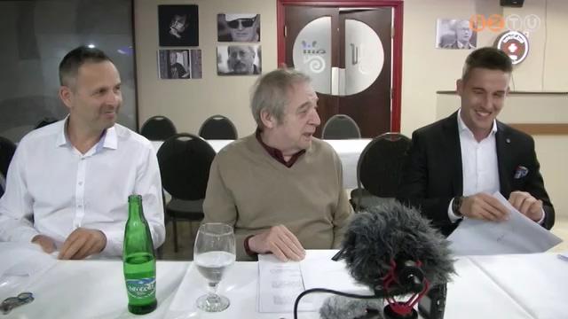 Újranyit a színház Újranyit a színház