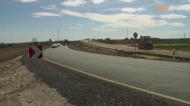 Megújul a Ják és Körmend közötti út csaknem 4 kilométeres szakasza Megújul a Ják és Körmend közötti út csaknem 4 kilométeres szakasza