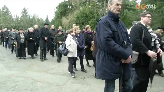 Örök nyugalomra helyezték Horváth Györgyöt, az MMIK nyugalmazott igazgatóját Örök nyugalomra helyezték Horváth Györgyöt, az MMIK nyugalmazott igazgatóját