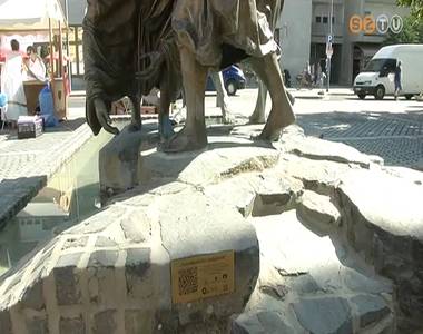 QR k�d seg�ts�g�vel ismerhetj�k meg a v�ros nevezetess�geit